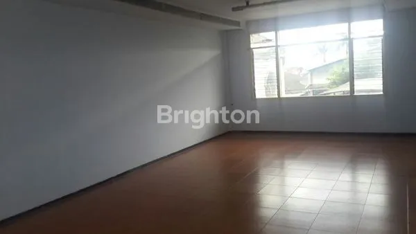 image GUDANG DI JANTI MALANG (16)