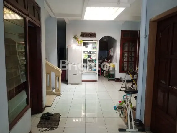 image RUMAH KOST DAN TEMPAT USAHA STRATEGIS BUNGA2 SUHAT MALANG (8)