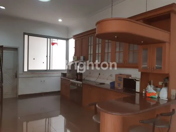 image RUMAH TERMEVVAH 46M DI PERMATA HIJAU (1)