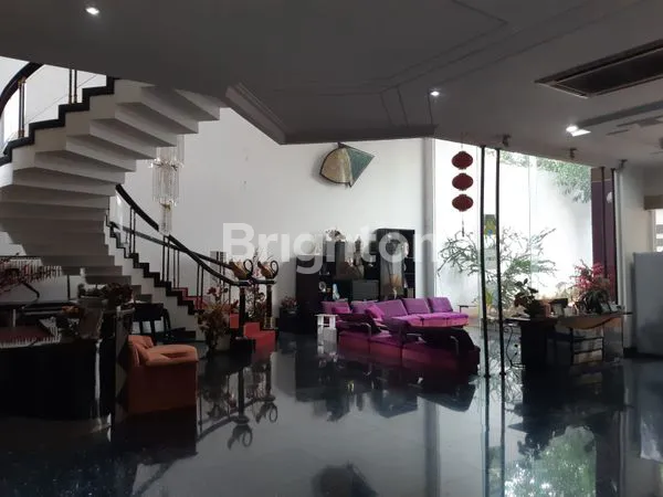 image RUMAH TERMEVVAH 46M DI PERMATA HIJAU (2)