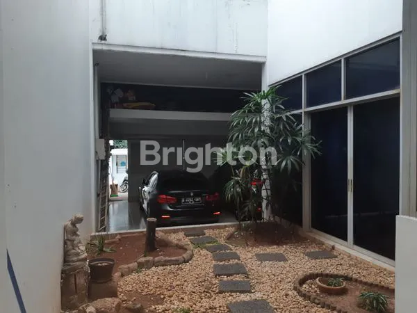 image RUMAH TERMEVVAH 46M DI PERMATA HIJAU (5)