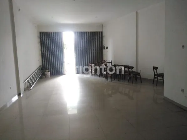 image RUKO MATARAM LANTAI 3 BANGUNAN MEWAH DAN KOKOH (3)