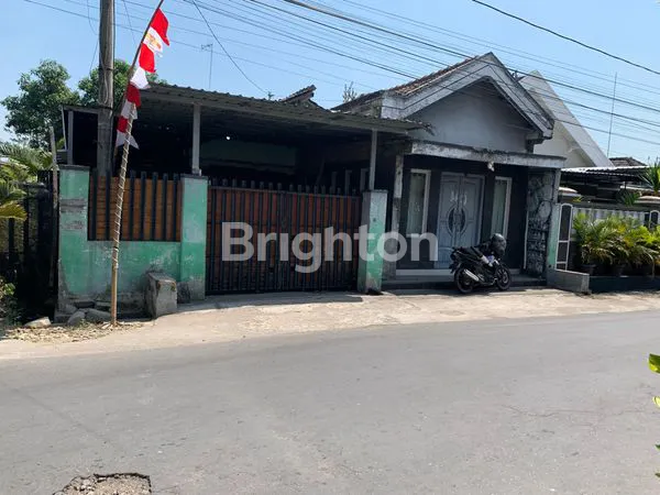 image RUMAH DEKAT POLRES PARE (1)