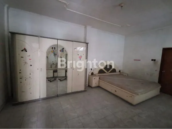 image RUMAH HITUNG TANAH STRATEGIS DI JL KUTISARI INDAH UTARA SURABAYA BISA NEGO (2)