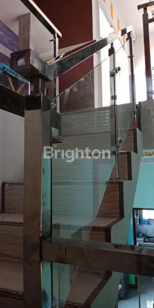 image RUMAH VILLA DENGAN NUANSA PEGUNUNGAN YANG SANGAT SEJUK DAN NYAMAN (7)