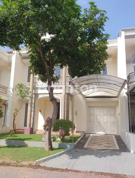 image ROYAL PARK CITRALAND 2 LT (1)