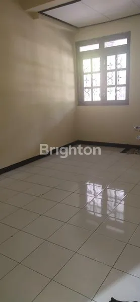 image DISEWAKAN RUMAH TENGAH KOTA SURABAYA (2)