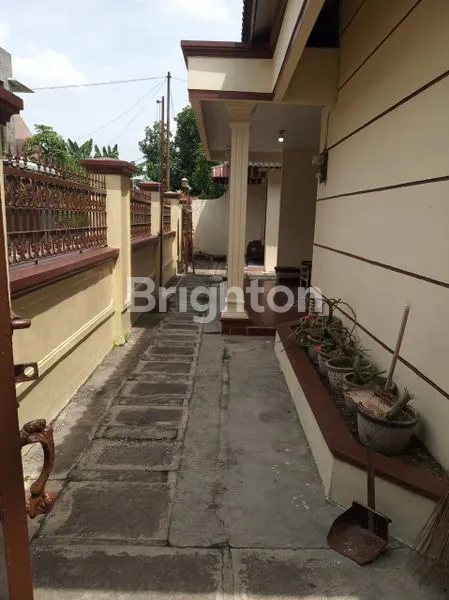 image RUMAH JAJAR SOLO (4)