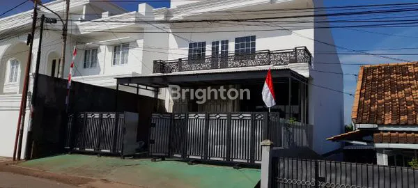 image RUMAH + GUDANG + KANTOR KEREN MULTI FUNGSI LOKASI PREMIUM (1)