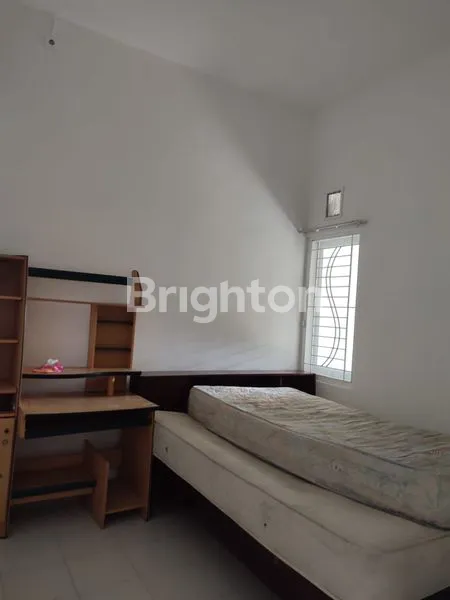 image RUMAH 1 LANTAI SIAP HUNI GUNUNG ANYAR (6)