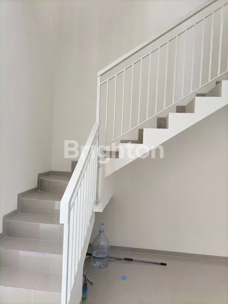 image MULYOSARI MAS DEKAT JLN RAYA 2LANTAI SIAP HUNI (1)