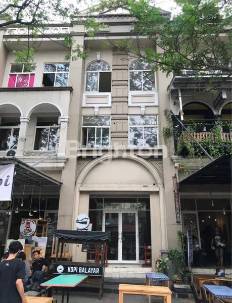 image DISEWAKAN RUKO BOULEVARD GRAND GALAXY CITY (2)