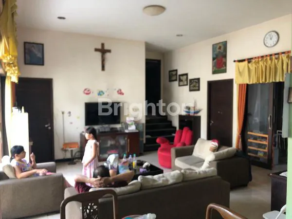 image RUMAH BESAR DI PINGGIR JLN RAYA NGALIYAN, DKT KAMPUS UNIKA , KANTOR PUSAT BCA, 3 MNT RS PERMATA MEDIKA (2)