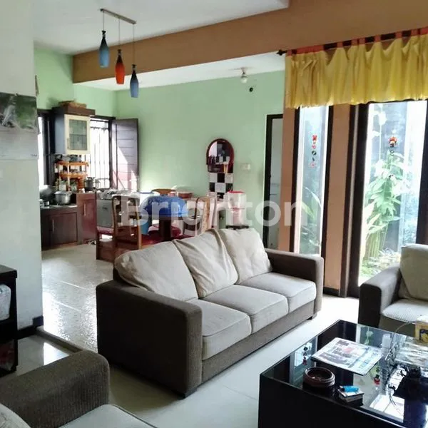 image RUMAH BESAR DI PINGGIR JLN RAYA NGALIYAN, DKT KAMPUS UNIKA , KANTOR PUSAT BCA, 3 MNT RS PERMATA MEDIKA (6)