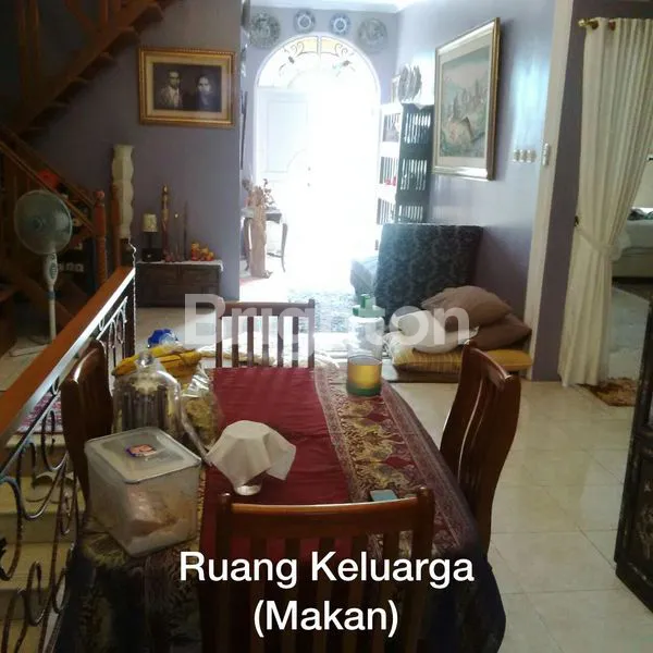 image **HOT SELLING** RUMAH 3 LANTAI SIAP HUNI DI RAWAMANGUN (8)
