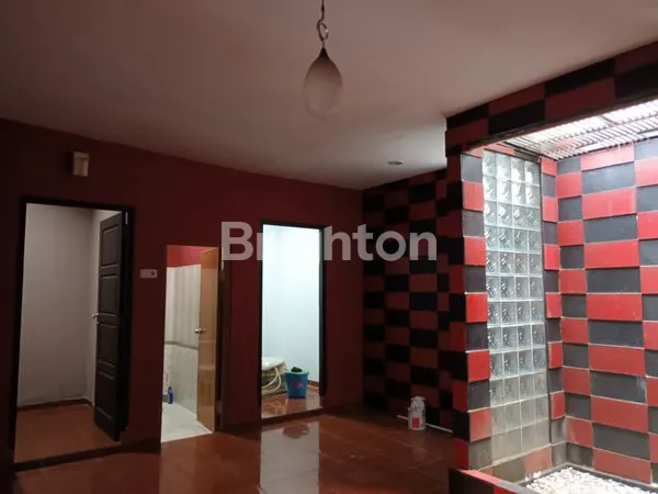 image RUMAH SIAP HUNI DI SAKO, LT 158M², 3+1 KT (4)