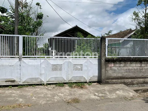 image GUDANG DI NGADILUWIH (2)