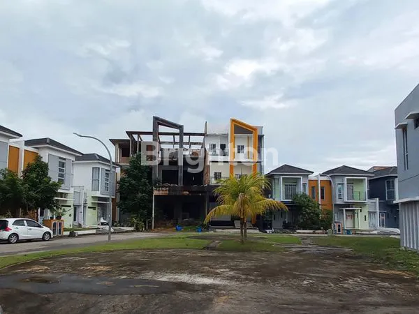 image RUMAH 2 LANTAI HARGA MURAH DI TENGAH KOTA BATAM CENTER (7)