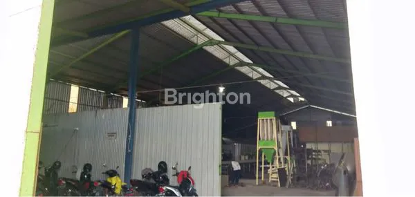 image GUDANG DI NGADILUWIH (3)