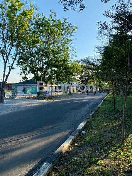 image STAND LOKASI STRATEGIS DI RAYA KERTAJAYA INDAH SURABAYA TIMUR (3)