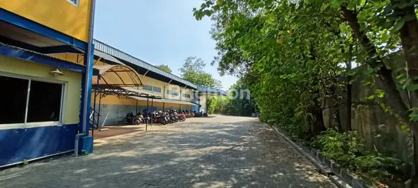 image GUDANG SIAP PAKAI BEBAS BANJIR KAWASAN INDUSTRI CANDI NGALIYAN SEMARANG (2)