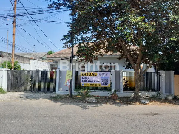 image HUNIAN STRATEGIS DI PINGGIR JALAN (1)