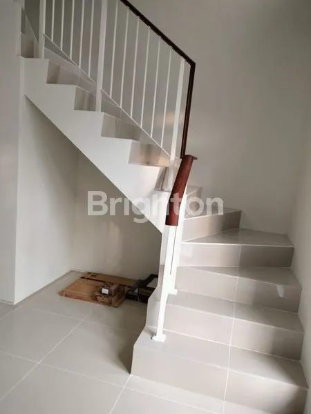 image DIJUAL RUMAH NORTHWEST LAKE (8)