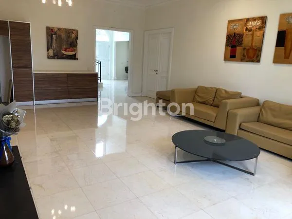 image RUMAH FURNISH DI FONTAINEBLEAU GOLF RESIDENCE BSD CITY (7)