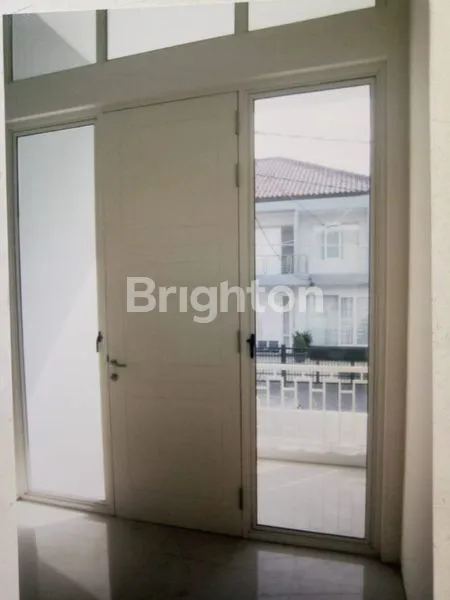 image RUMAH SIAP HUNI DI DARMO HILL (2)