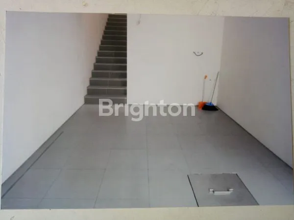 image RUMAH SIAP HUNI DI DARMO HILL (7)