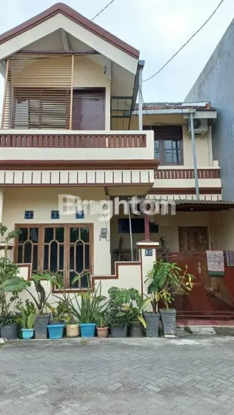 image RUMAH NYAMAN 2 LANTAI DEKAT SLG KEDIRI (1)