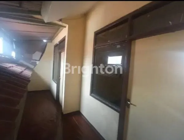 image RUMAH DALAM KOMPLEK (4)