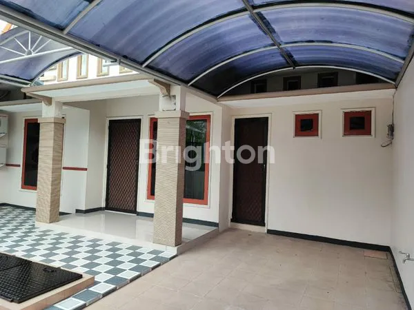 image RUMAH SEMI FURNISHED MULYOSARI PRIMA ROW 2.5 MOBIL (1)