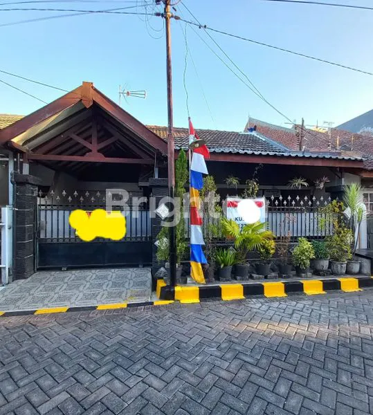 image DIJUAL RUMAH TERAWAT SIAP HUNI RUNGKUT MAPAN (1)