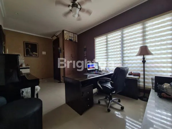 image RUMAH MEWAH DI KAWASAN ELIT CINERE (5)