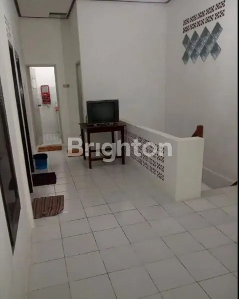 image RUMAH TINGGAL SIAP HUNI POSISI HOOK PLUS INDEKOS AKTIF 9 KAMAR (5)