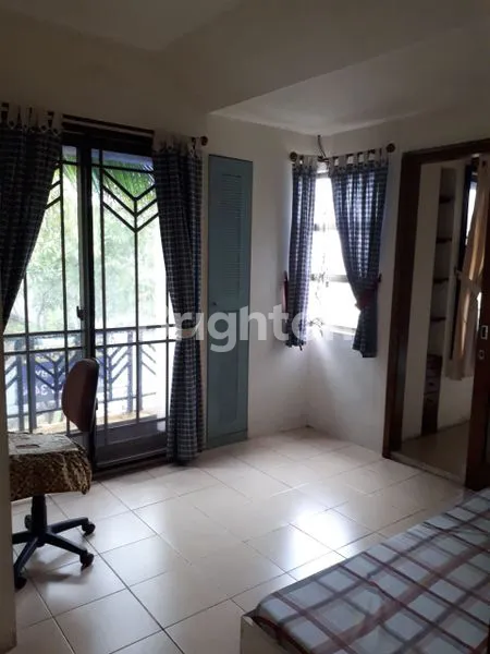 image RUMAH CANTIK DI LIPPO KARAWACI TANGERANG (3)