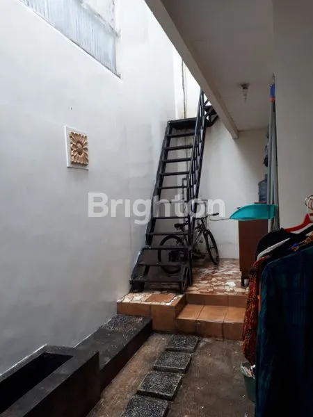 image RUMAH CANTIK DI LIPPO KARAWACI TANGERANG (5)