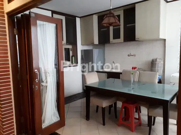 image RUMAH CANTIK DI LIPPO KARAWACI TANGERANG (8)