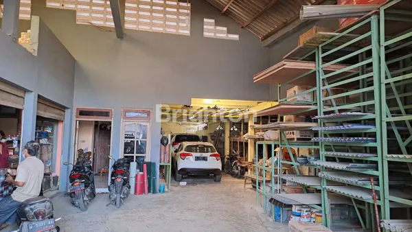 image RUKO DAN USAHA TOKO BANGUNAN BEBEKAN SEPANJANG STRATEGIS (2)