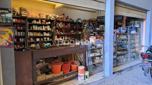 image RUKO DAN USAHA TOKO BANGUNAN BEBEKAN SEPANJANG STRATEGIS (4)