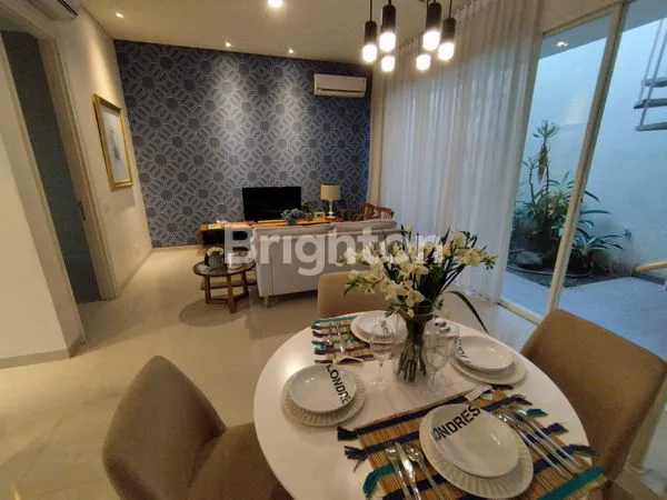 image RUMAH 2LANTAI MEWAH GRIYA GALAXY LOKASI STRATEGIS DEKAT KE MERR (4)