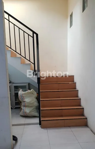 image RUMAH USAHA 2 LT STRATEGIS UNTUK USAHA NOL JALAN RAYA PETEMON (3)