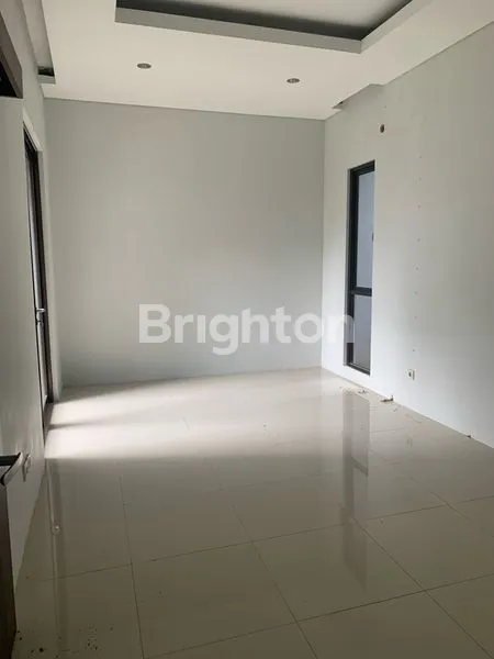 image RUMAH MINIMALIS EXCLUSIVE JAKARTA TIMUR (3)