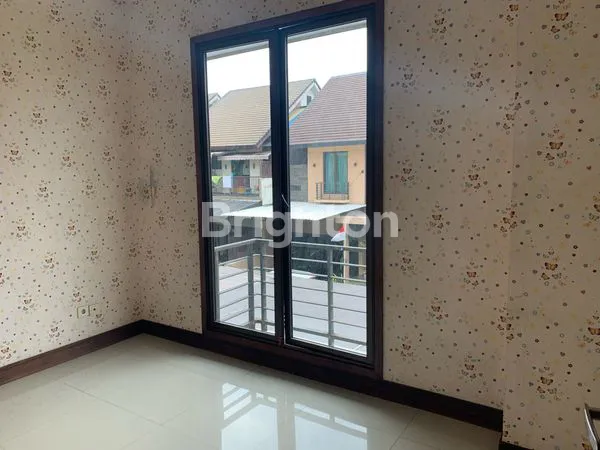 image RUMAH MINIMALIS EXCLUSIVE JAKARTA TIMUR (5)