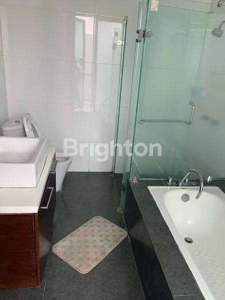 image RUMAH MINIMALIS EXCLUSIVE JAKARTA TIMUR (6)