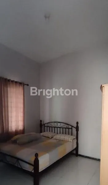 image RUMAH SIAP HUNI BARU RENOVASI HOOK NGINDEN INTAN BARAT  (7)