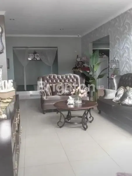 image HUNIAN NYAMAN 2 LANTAI ASRI STRATEGIS DAN LUAS (4)