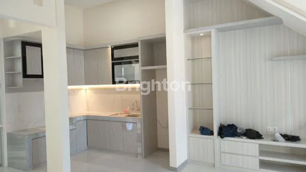 image RUMAH GRESS MINIMALIS DI PONDOK TJANDRA INDAH SIDOARJO (2)