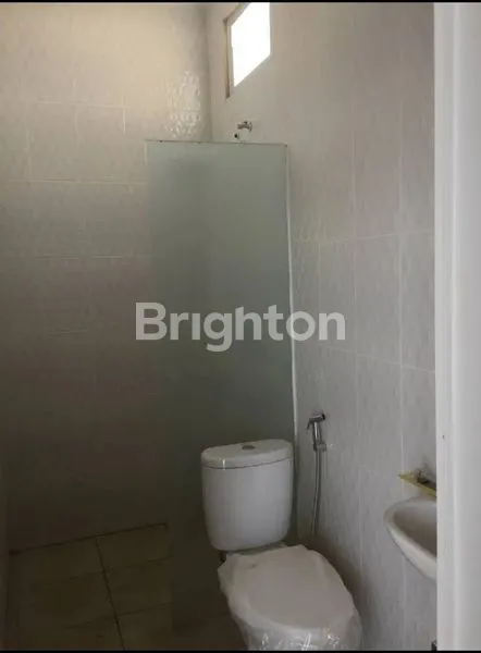 image RUMAH SIAP PAKAI DI SEMARANG TIMUR (8)